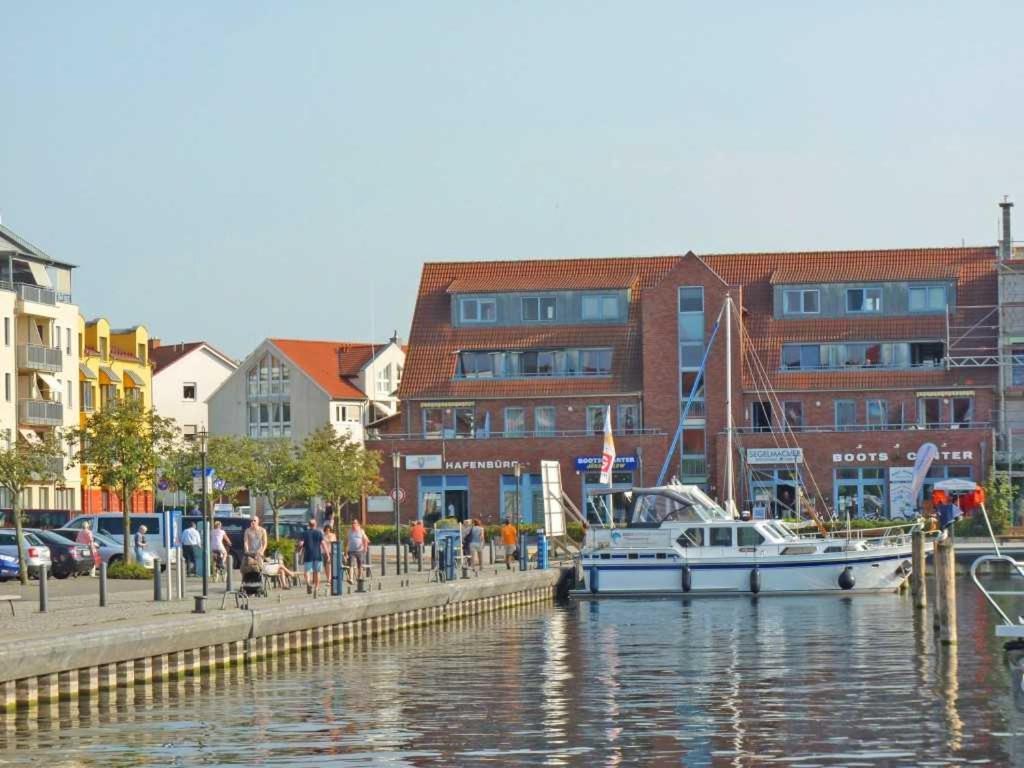 Ferienwohnung "Am Yachthafen" Objekt Id 12104-7 Waren  Luaran gambar